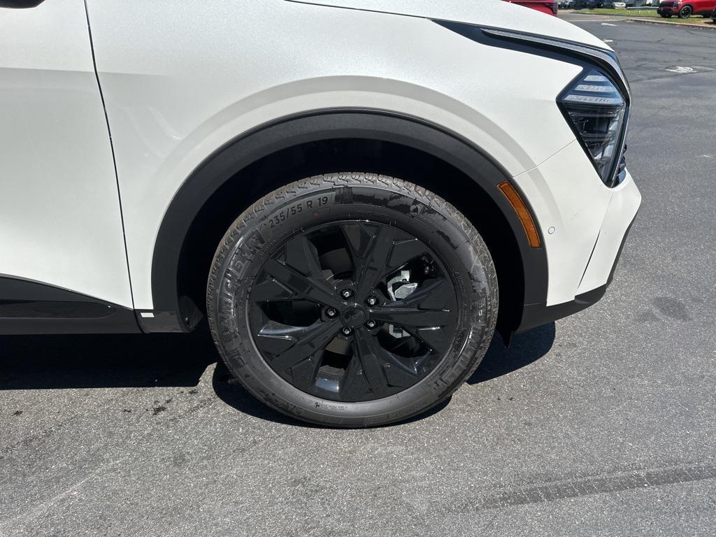 new 2025 Kia Sportage car, priced at $44,428