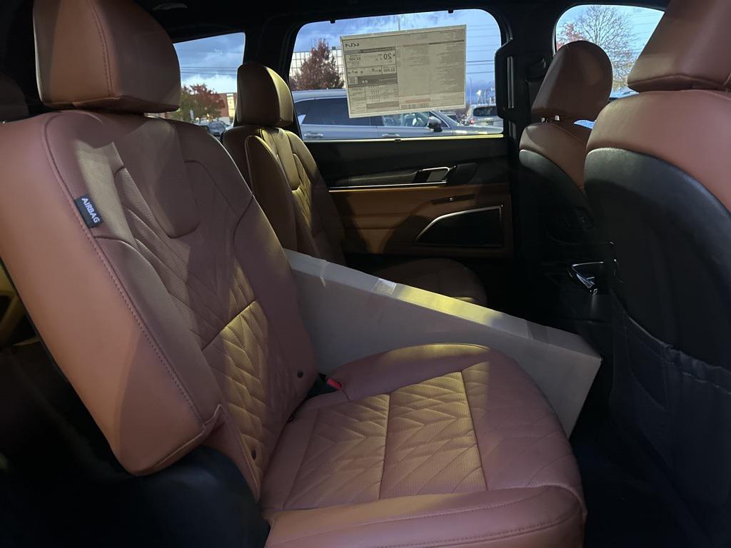 new 2025 Kia Telluride car, priced at $50,183