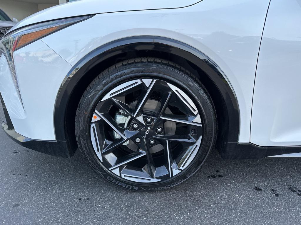 new 2025 Kia K4 car, priced at $27,512