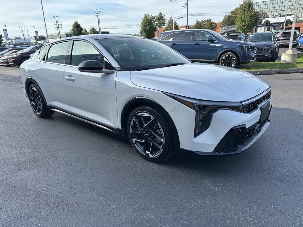 new 2025 Kia K4 car, priced at $27,512