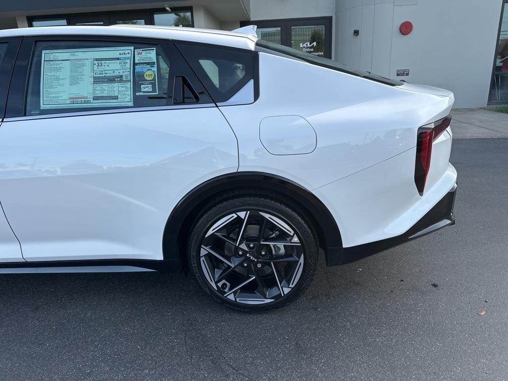 new 2025 Kia K4 car, priced at $27,512