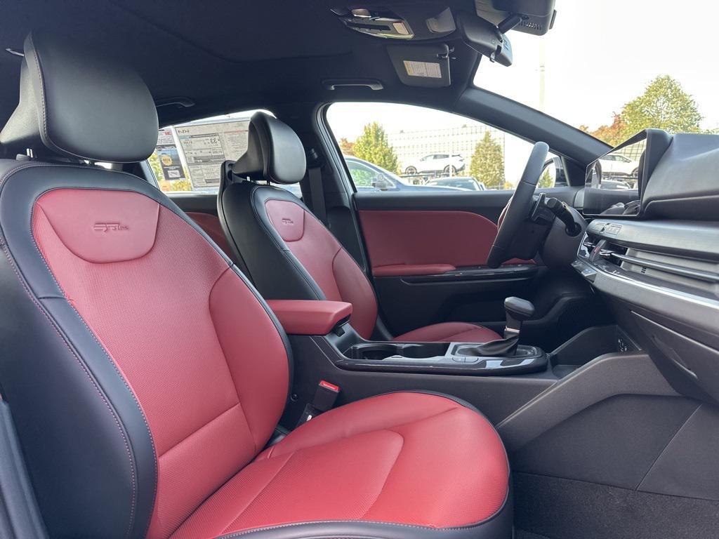 new 2025 Kia K4 car, priced at $27,512
