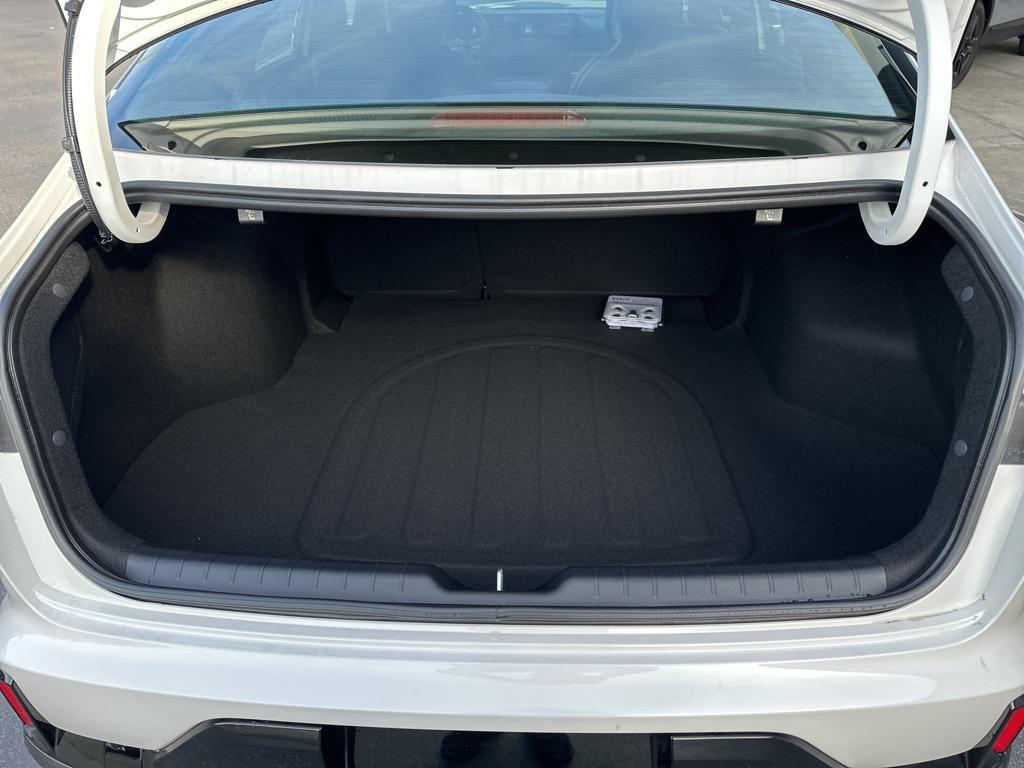 new 2025 Kia K4 car, priced at $27,512