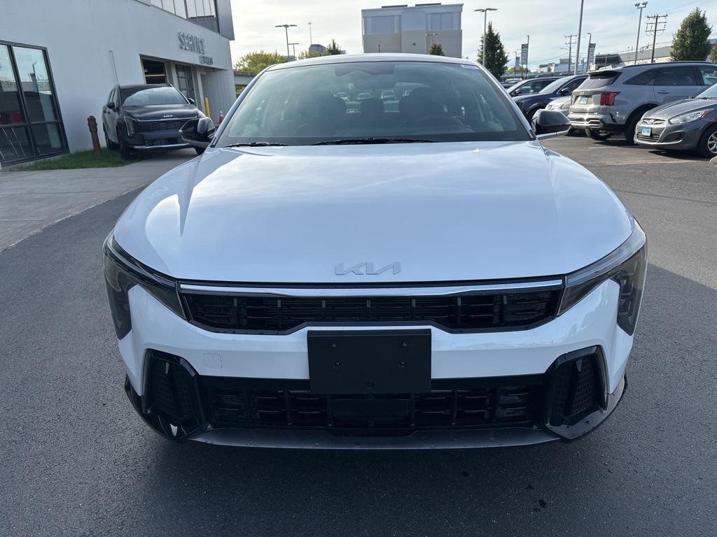 new 2025 Kia K4 car, priced at $27,512