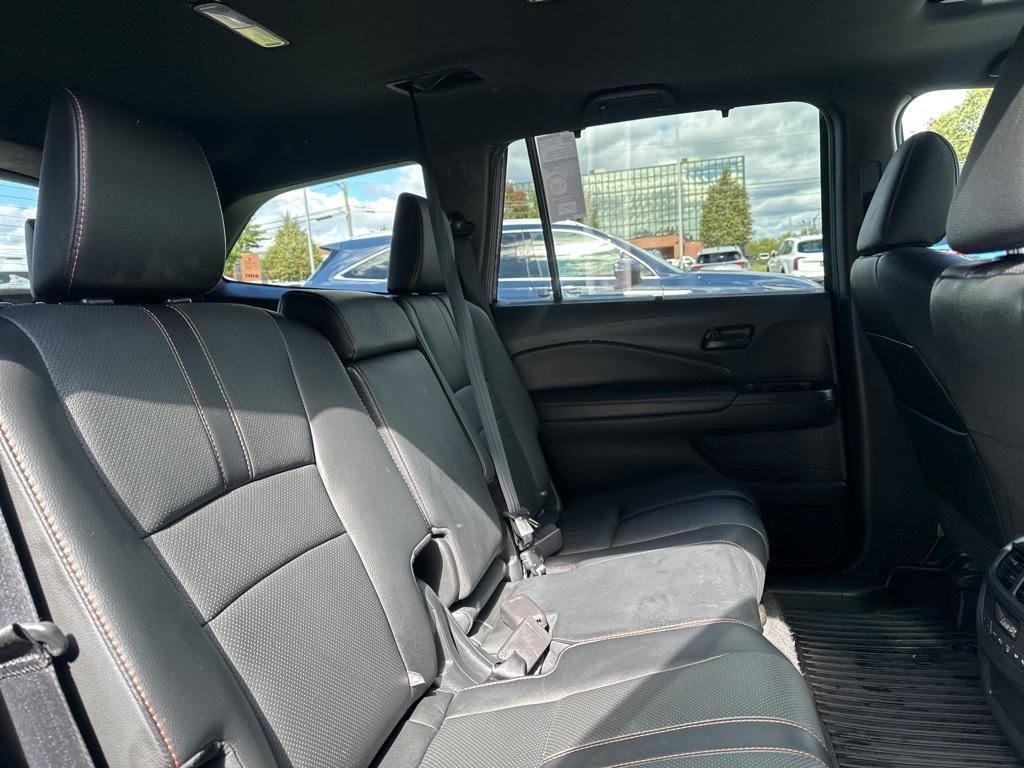 used 2022 Honda Pilot car, priced at $30,244