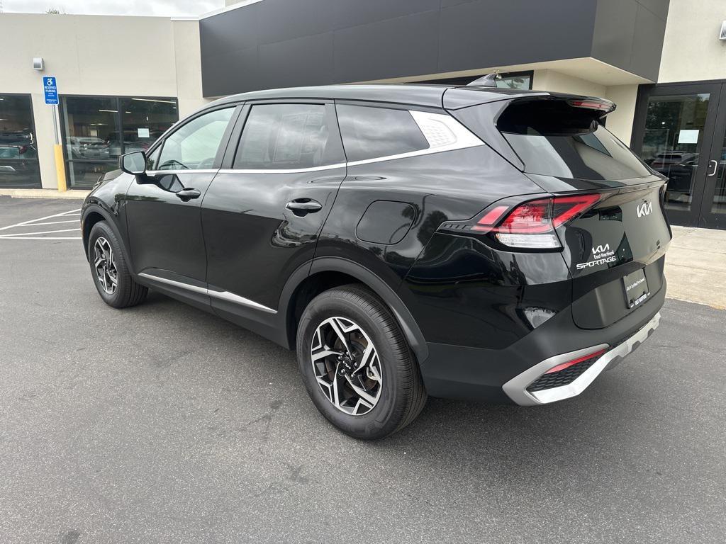 new 2025 Kia Sportage car, priced at $27,527
