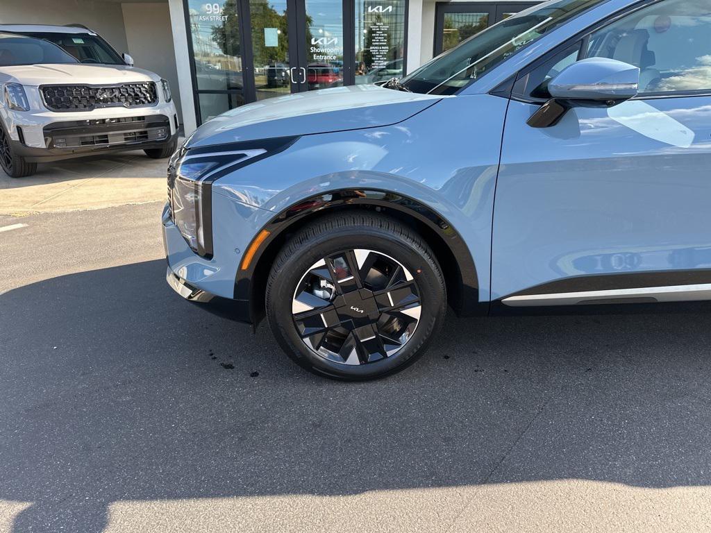 new 2026 Kia Sportage Hybrid car, priced at $40,620