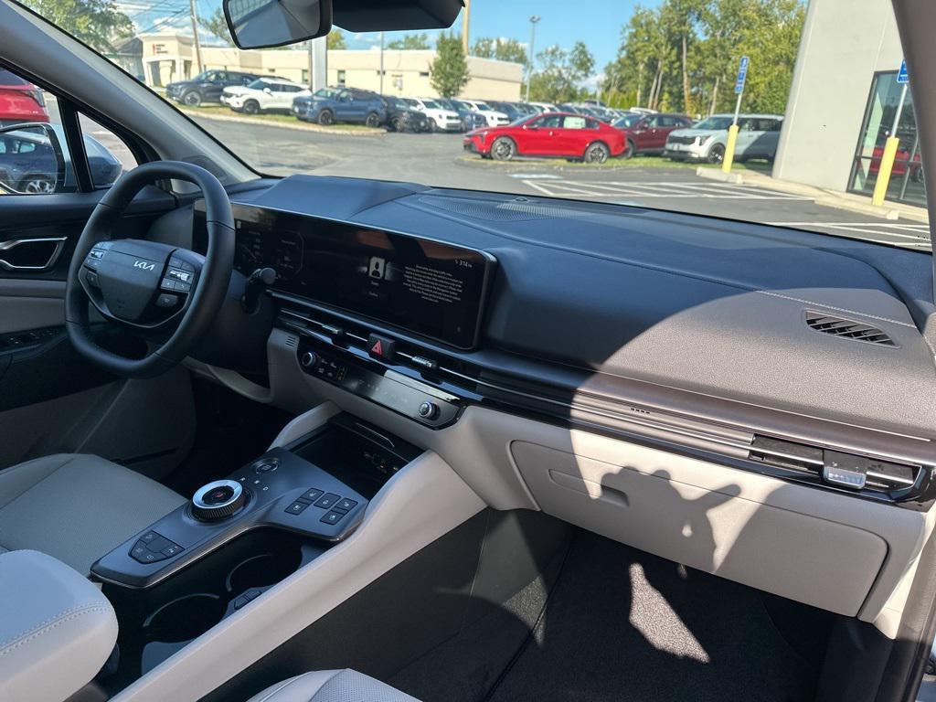 new 2026 Kia Sportage Hybrid car, priced at $40,620