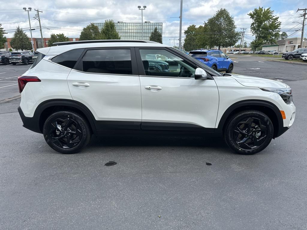 new 2026 Kia Seltos car, priced at $30,393