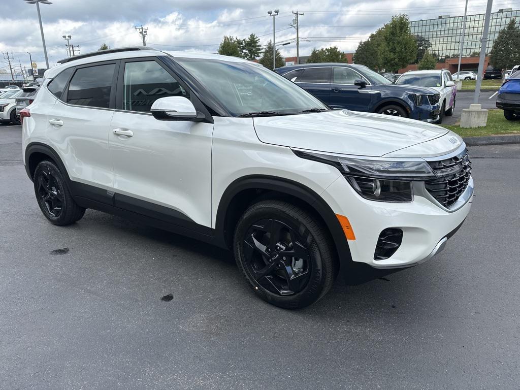 new 2026 Kia Seltos car, priced at $30,393