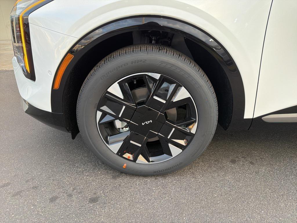 new 2026 Kia Sportage Hybrid car, priced at $41,184