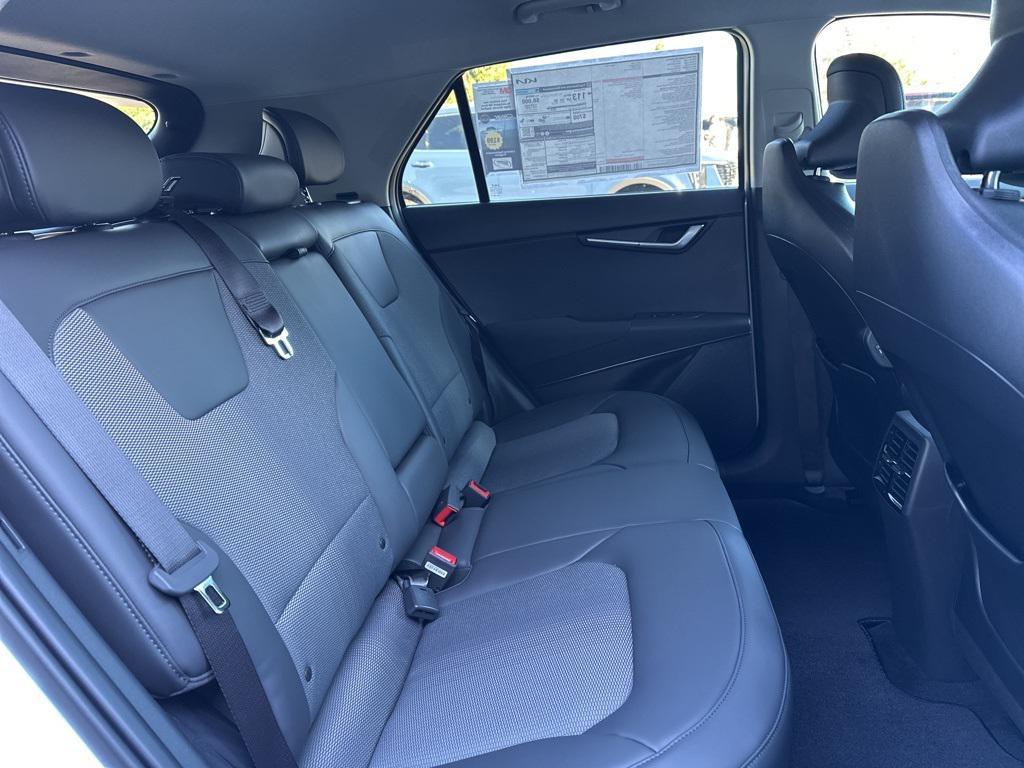 new 2025 Kia Niro EV car, priced at $33,445