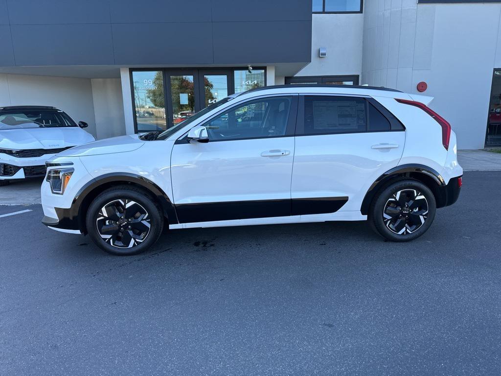 new 2025 Kia Niro EV car, priced at $33,445