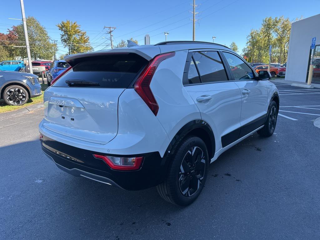 new 2025 Kia Niro EV car, priced at $33,445