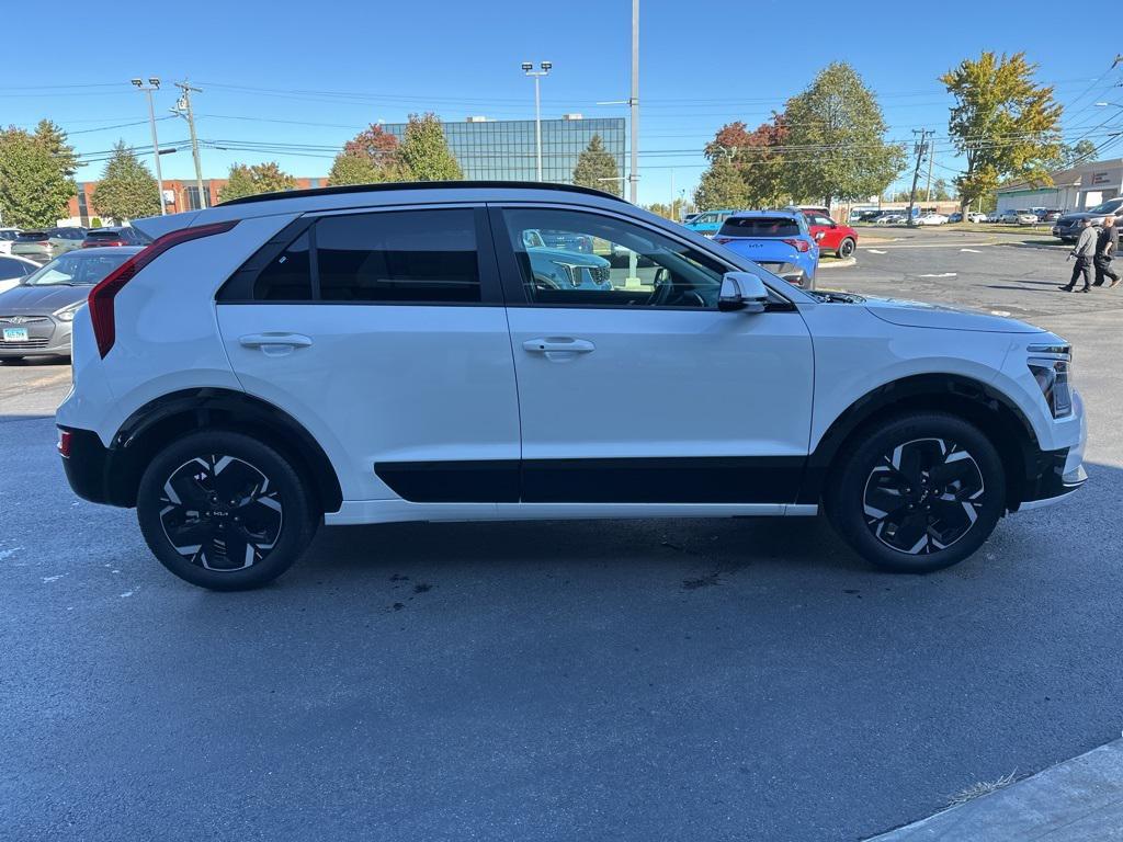 new 2025 Kia Niro EV car, priced at $33,445