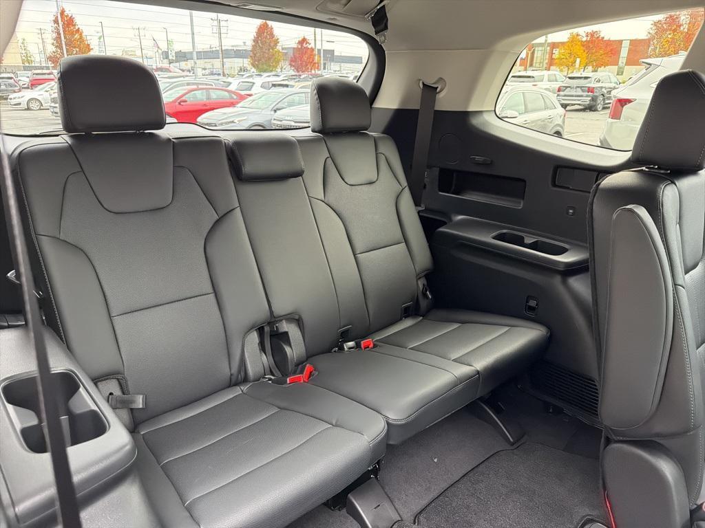 new 2025 Kia Telluride car, priced at $44,154