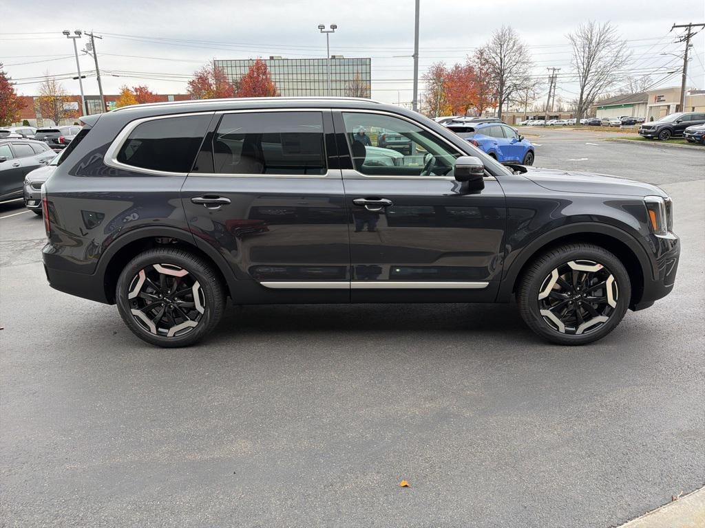 new 2025 Kia Telluride car, priced at $44,154