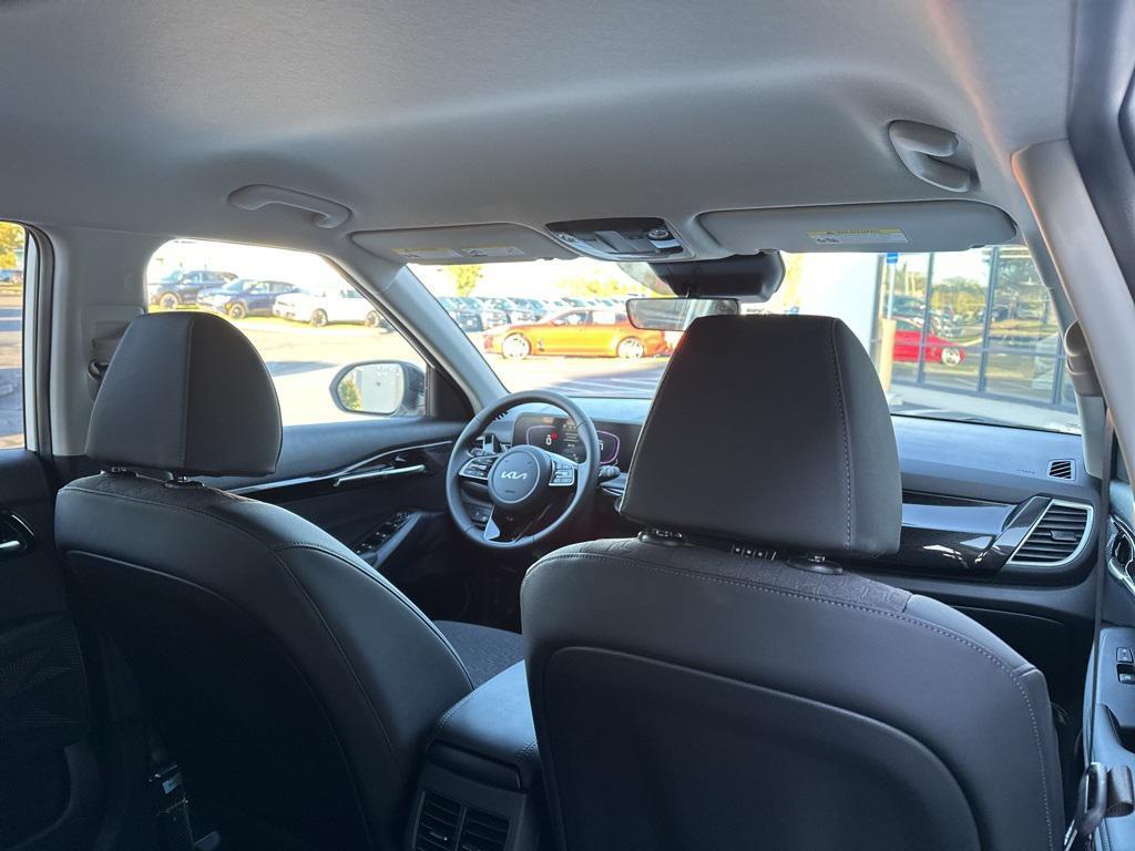 new 2026 Kia Seltos car, priced at $27,989