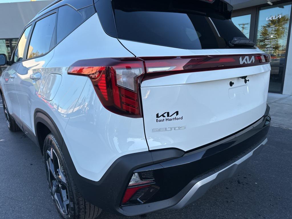 new 2026 Kia Seltos car, priced at $27,989
