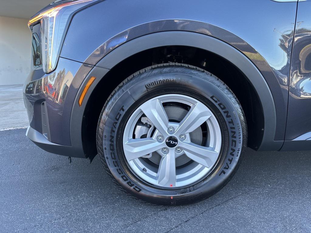 new 2026 Kia Sorento car, priced at $32,370