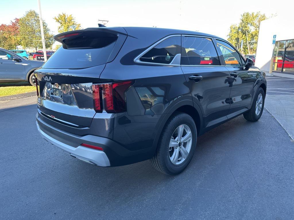 new 2026 Kia Sorento car, priced at $32,370