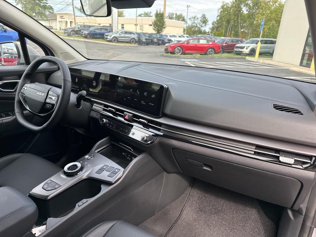 new 2026 Kia Sportage Hybrid car, priced at $35,506