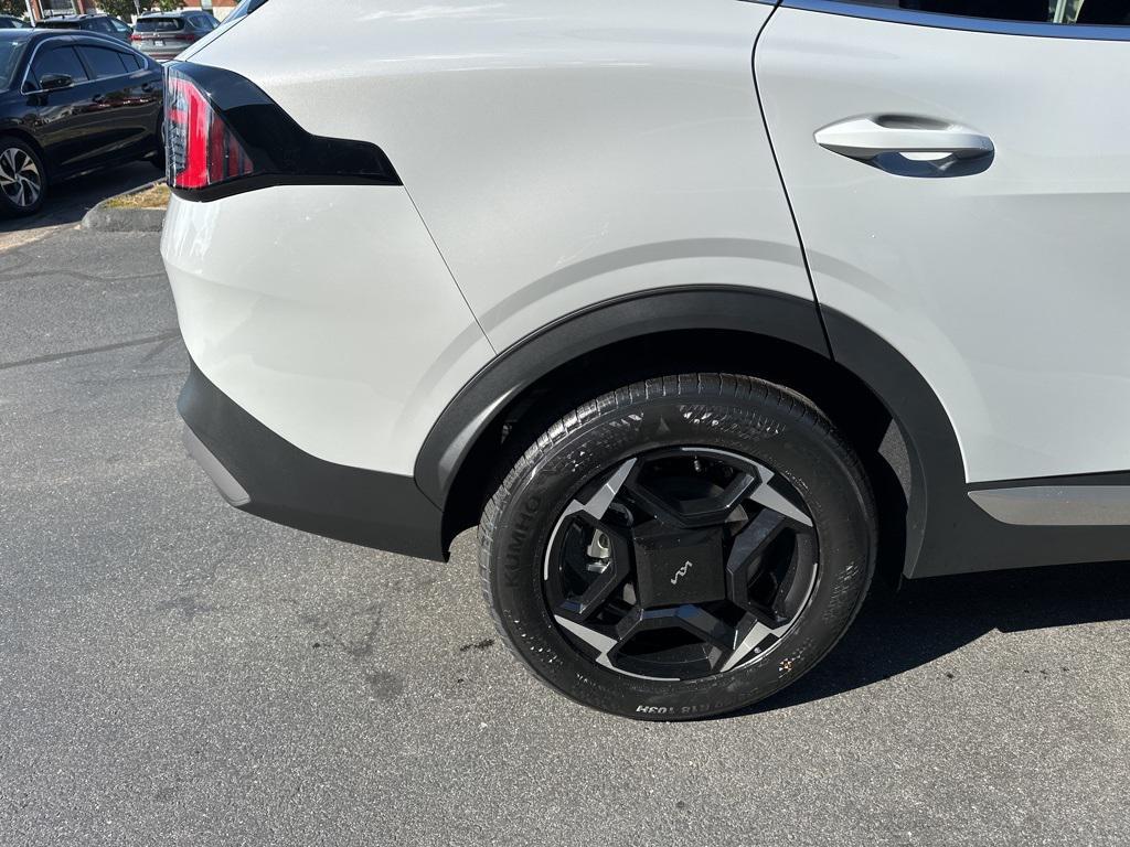 new 2026 Kia Sportage car, priced at $33,569