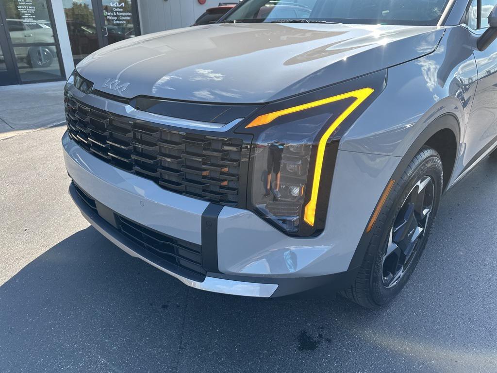 new 2026 Kia Sportage car, priced at $33,569