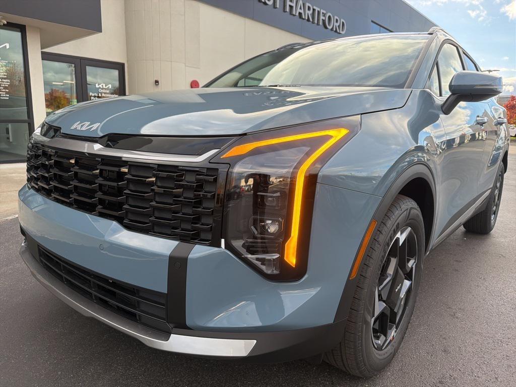 new 2026 Kia Sportage Hybrid car, priced at $34,952