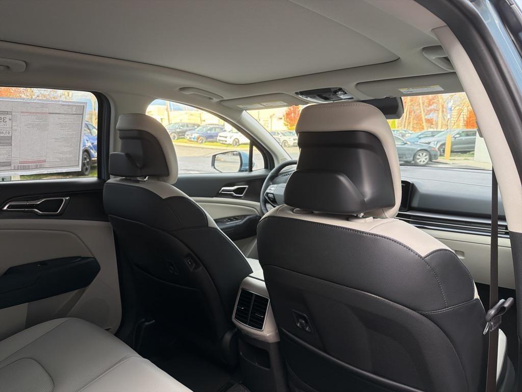 new 2026 Kia Sportage Hybrid car, priced at $34,952