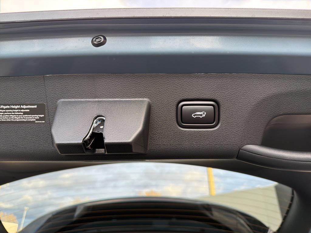 new 2026 Kia Sportage Hybrid car, priced at $34,952