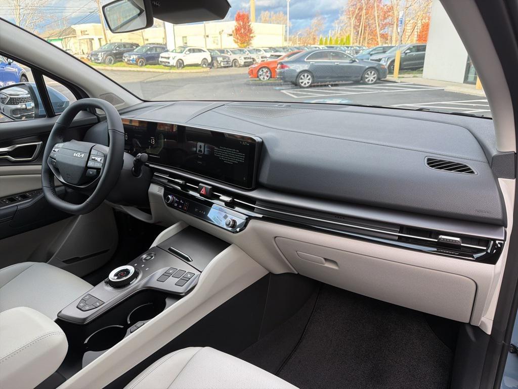 new 2026 Kia Sportage Hybrid car, priced at $34,952