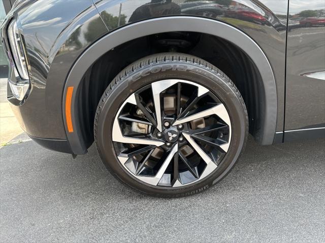 used 2023 Mitsubishi Outlander car, priced at $24,776