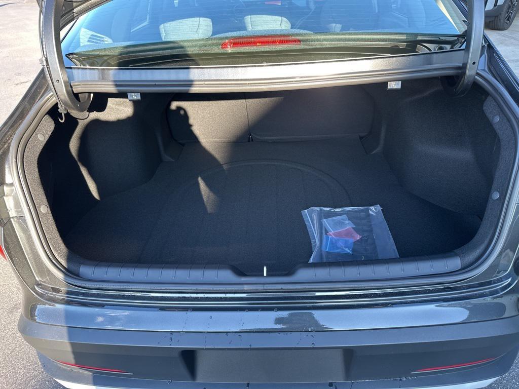new 2025 Kia K4 car, priced at $23,621