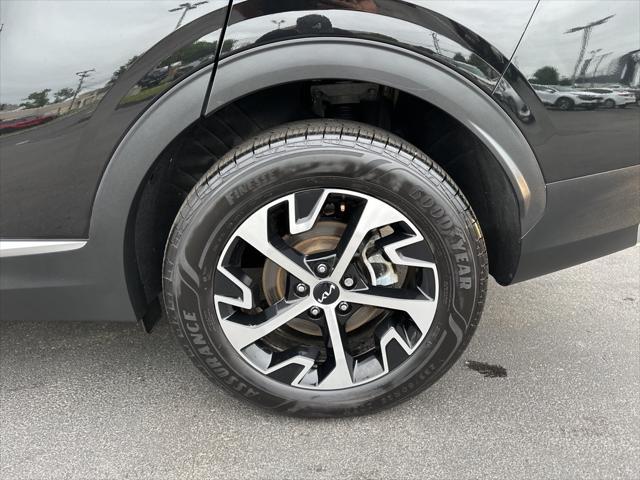 used 2023 Kia Sportage Hybrid car, priced at $29,224