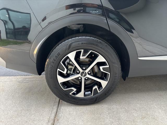 used 2023 Kia Sportage Hybrid car, priced at $29,224