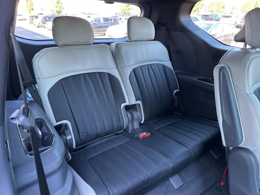 new 2026 Kia EV9 car, priced at $61,887