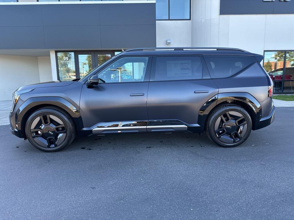 new 2026 Kia EV9 car, priced at $61,887