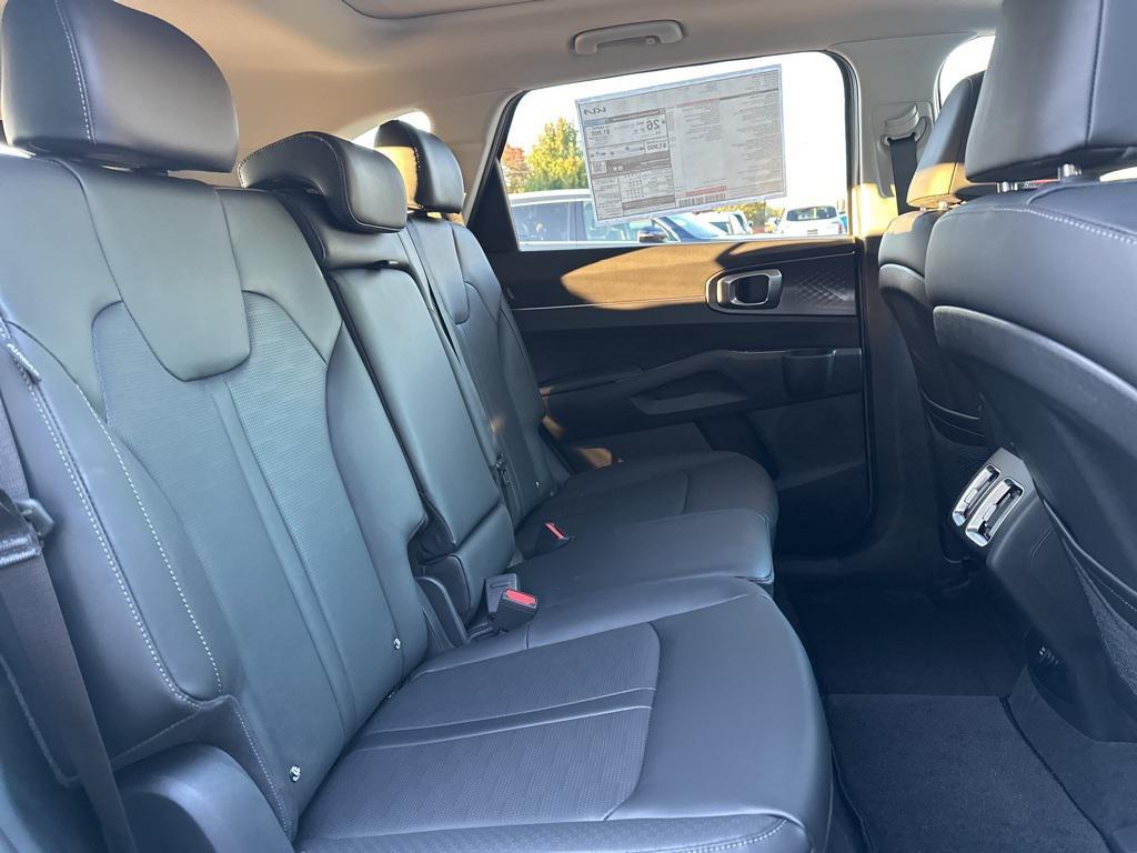 new 2026 Kia Sorento car, priced at $37,065
