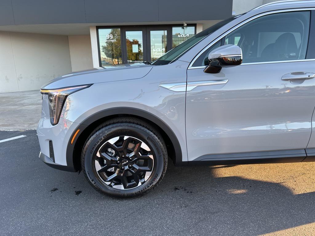 new 2026 Kia Sorento car, priced at $37,065