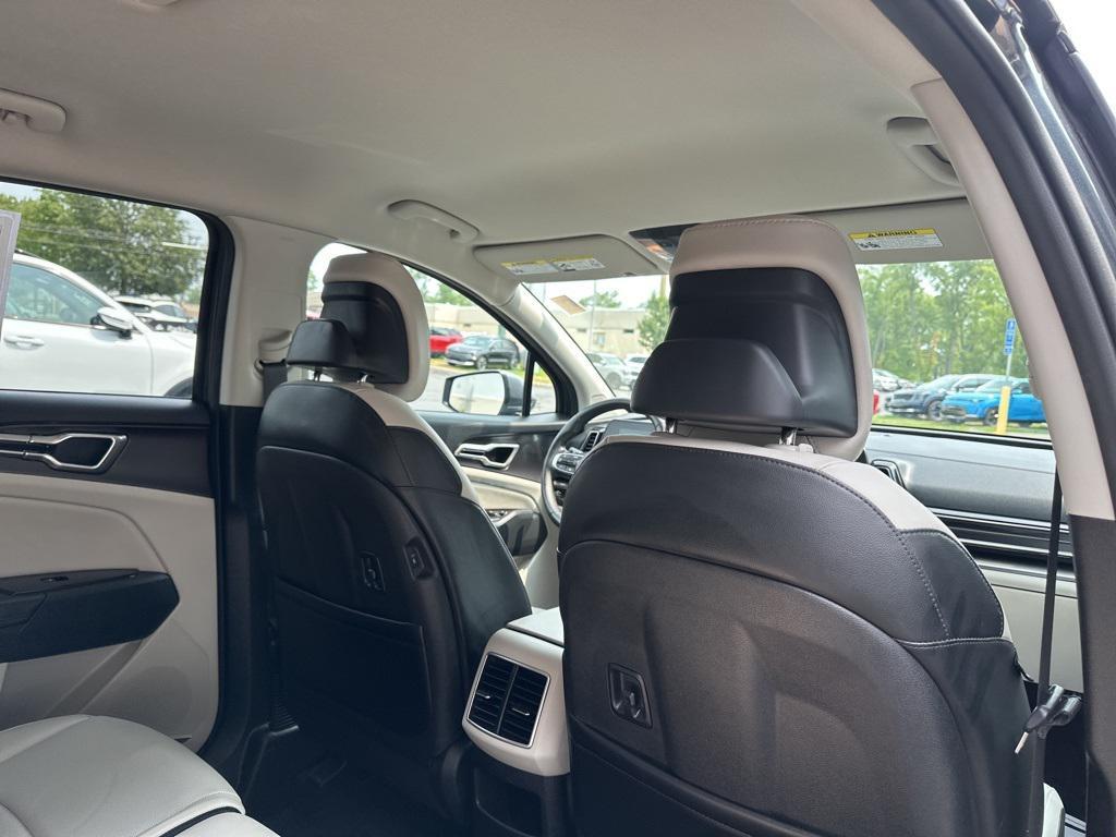 used 2025 Kia Sportage car, priced at $29,679