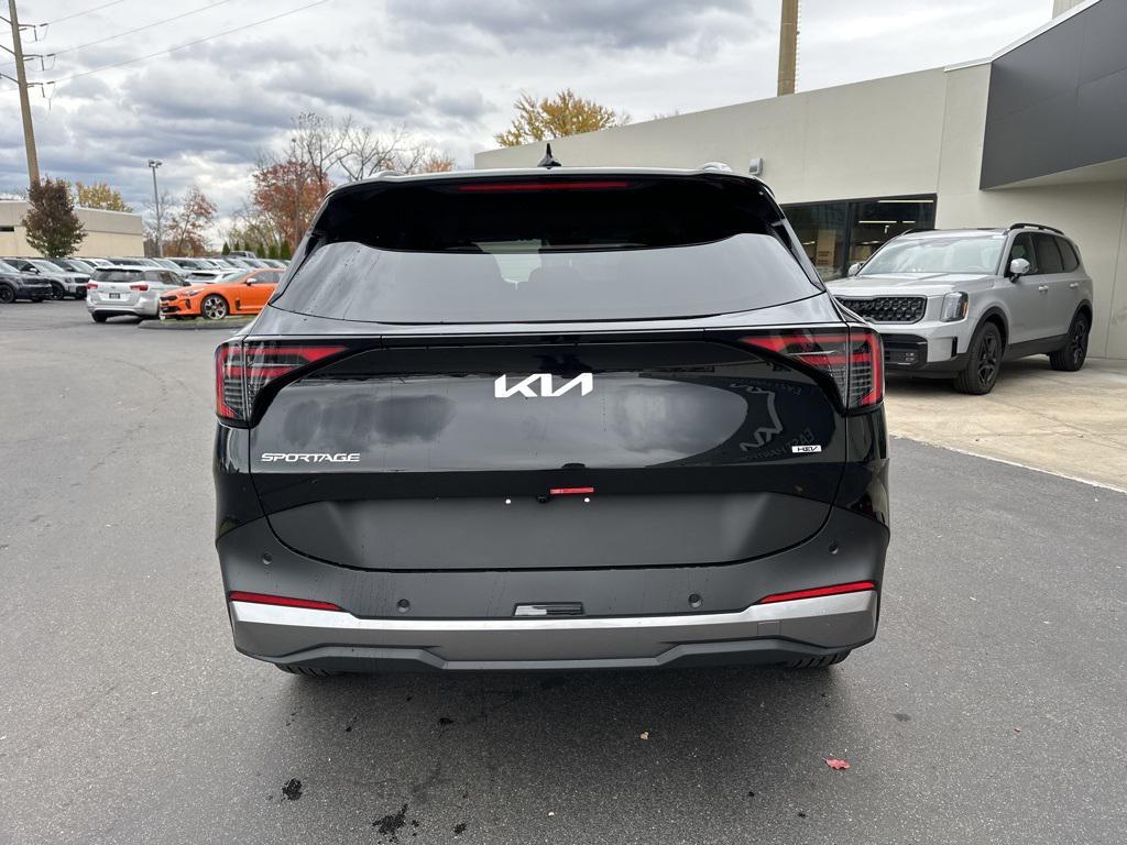new 2026 Kia Sportage Hybrid car, priced at $33,530