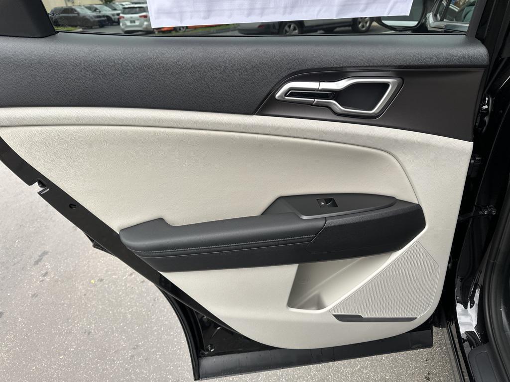 new 2026 Kia Sportage Hybrid car, priced at $33,530