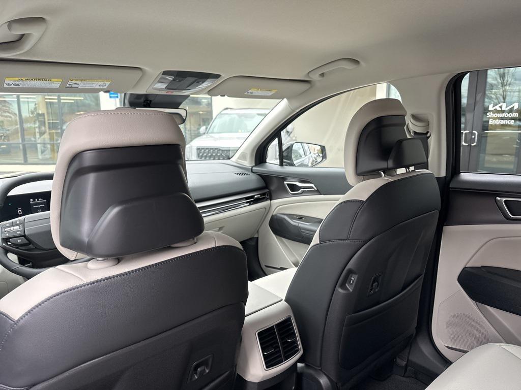 new 2026 Kia Sportage Hybrid car, priced at $33,530