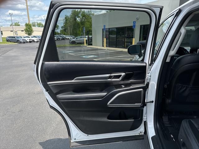 used 2022 Kia Telluride car, priced at $33,000