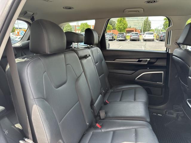 used 2022 Kia Telluride car, priced at $33,000