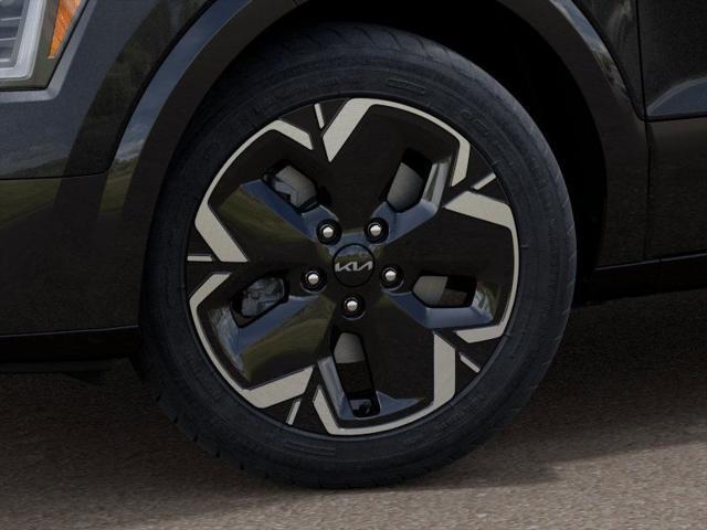 new 2025 Kia Niro EV car, priced at $33,100