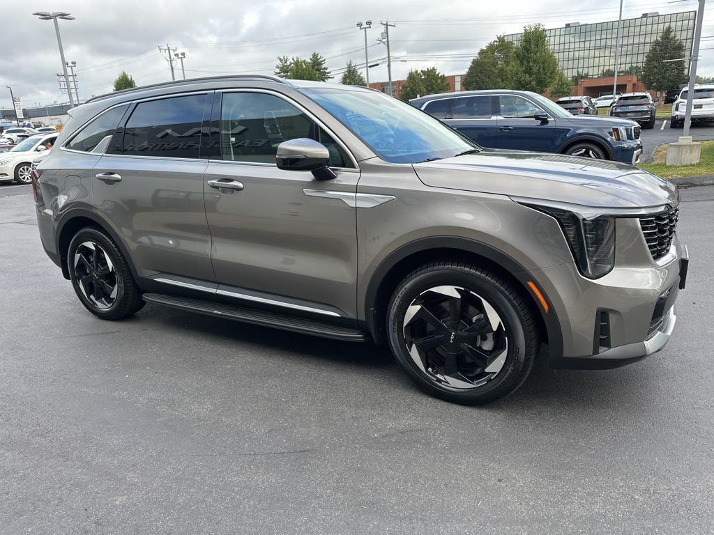 new 2025 Kia Sorento Plug-In Hybrid car, priced at $46,289