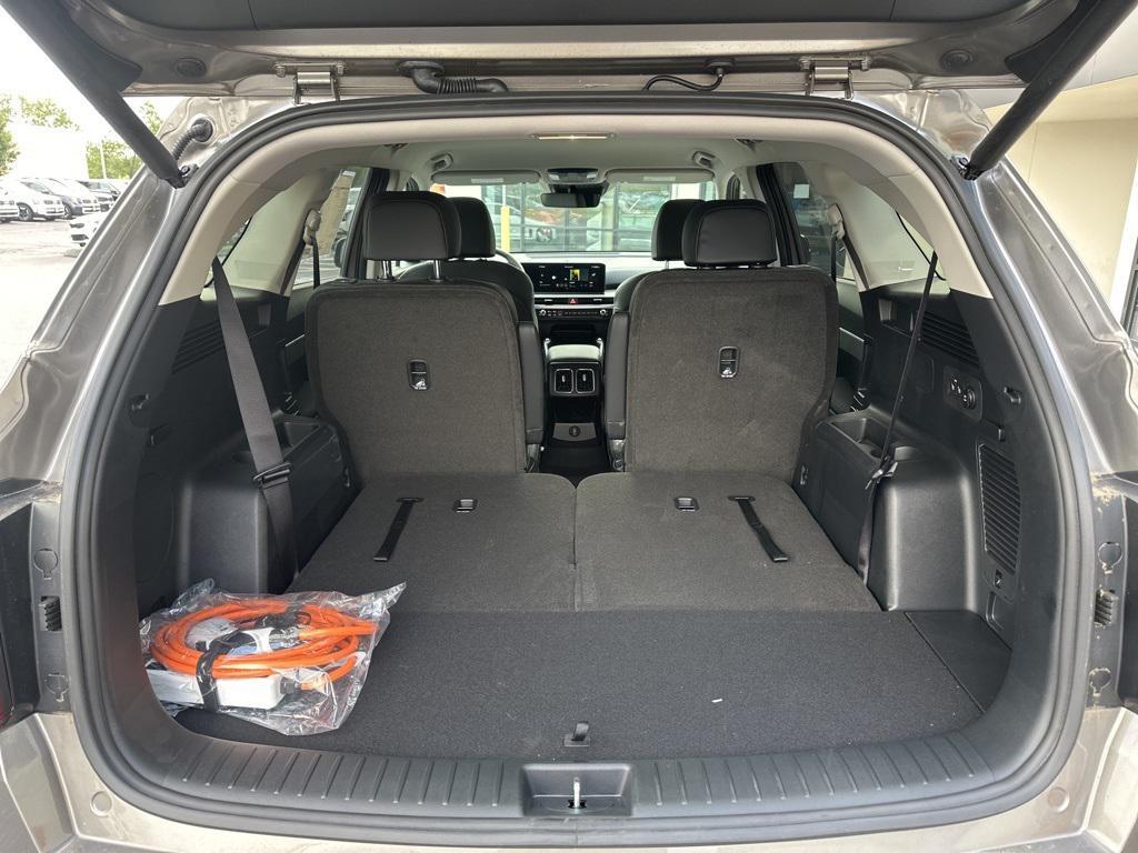 new 2025 Kia Sorento Plug-In Hybrid car, priced at $46,289