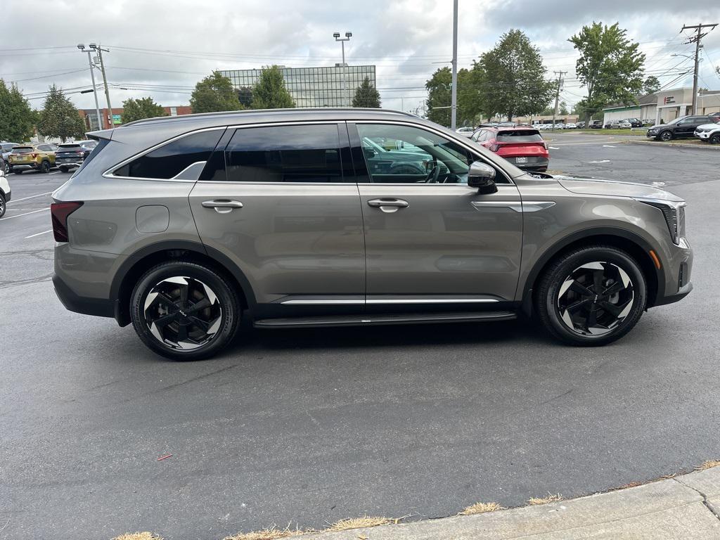 new 2025 Kia Sorento Plug-In Hybrid car, priced at $46,289